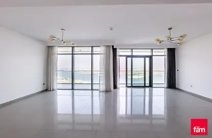 Apartment - 4 Bedrooms - 6 Bathrooms for rent in Beach Vista - EMAAR Beachfront - Dubai Harbour - Dubai