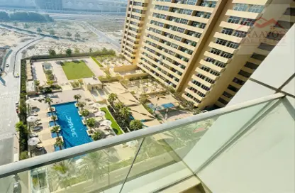 Apartment - 1 Bathroom for rent in Golden Dream Tower 1 - Jumeirah Village Circle - Dubai