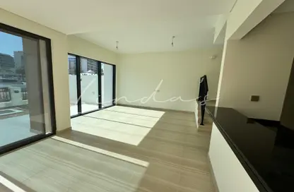 Townhouse - 3 Bedrooms - 4 Bathrooms for rent in Phoenix - DAMAC Hills - Dubai