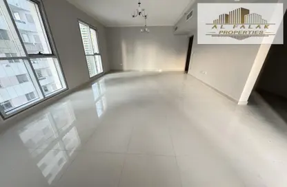 Apartment - 2 Bedrooms - 3 Bathrooms for rent in Al Mamzar - Al Mamzar - Sharjah - Sharjah