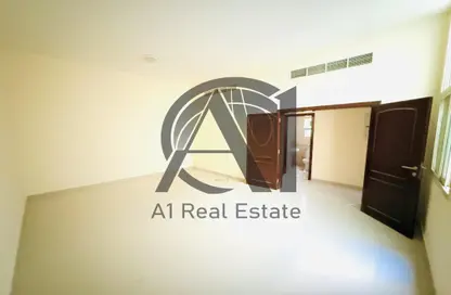 Apartment - 2 Bedrooms - 2 Bathrooms for rent in Asharej - Al Ain