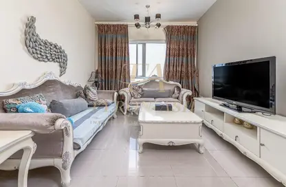 Apartment - 2 Bedrooms - 4 Bathrooms for sale in Lake Point Tower - Lake Almas West - Jumeirah Lake Towers - Dubai