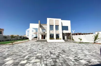 Villa - 6 Bedrooms - 7 Bathrooms for sale in Khalifa City - Abu Dhabi