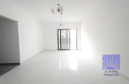 Apartment - 2 Bedrooms - 3 Bathrooms for rent in Al Zain Tower - Al Nahda - Sharjah