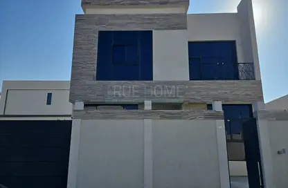 Villa - 5 Bedrooms - 6 Bathrooms for sale in Hoshi - Al Badie - Sharjah