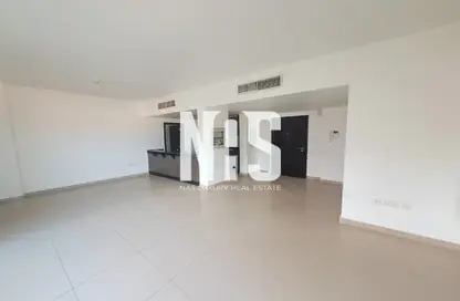 Apartment - 3 Bedrooms - 3 Bathrooms for rent in Tower 1 - Al Reef Downtown - Al Reef - Abu Dhabi