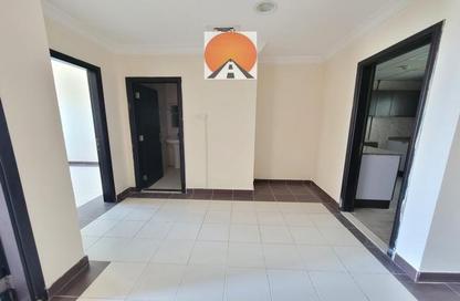 Apartment - 2 Bedrooms - 1 Bathroom for rent in Muwaileh 29 Building - Muwaileh - Sharjah