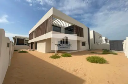 Villa - 5 Bedrooms - 7 Bathrooms for rent in West Yas - Yas Island - Abu Dhabi