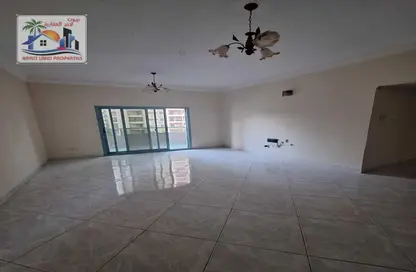 Apartment - 3 Bedrooms - 3 Bathrooms for rent in Al Taawoon Towers - Al Khan - Sharjah