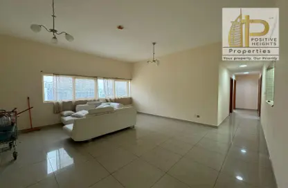 Apartment - 3 Bedrooms - 3 Bathrooms for rent in Al Barsha 1 - Al Barsha - Dubai