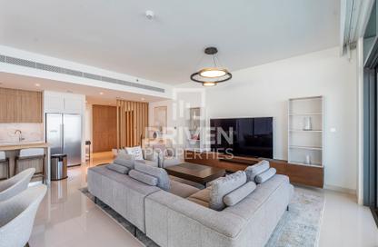 Apartment - 3 Bedrooms - 4 Bathrooms for sale in Beach Vista - EMAAR Beachfront - Dubai Harbour - Dubai