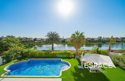 Villa - 5 Bedrooms - 4 Bathrooms for sale in Meadows 7 - Meadows - Dubai