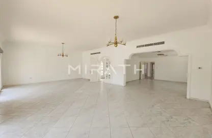 Villa - 5 Bedrooms - 5 Bathrooms for rent in Jumeirah 3 Villas - Jumeirah 3 - Jumeirah - Dubai