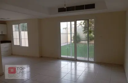 Villa - 2 Bedrooms - 3 Bathrooms for rent in Springs 14 - The Springs - Dubai