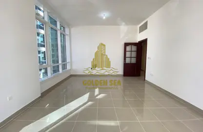 Apartment - 2 Bedrooms - 2 Bathrooms for rent in Khalidiya Centre - Cornich Al Khalidiya - Al Khalidiya - Abu Dhabi