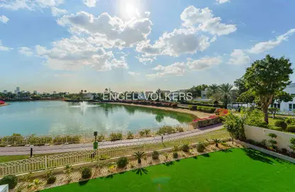 Villa - 5 Bedrooms - 5 Bathrooms for rent in Meadows 5 - Meadows - Dubai