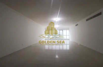 Apartment - 3 Bedrooms - 4 Bathrooms for rent in Cornich Al Khalidiya - Al Khalidiya - Abu Dhabi