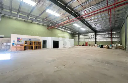 Warehouse - Studio for rent in Phase 2 - Dubai Investment Park (DIP) - Dubai