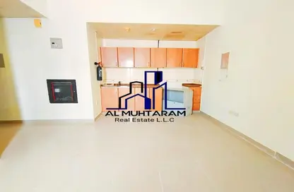 Apartment - 1 Bathroom for rent in Fire Station Road - Muwaileh - Sharjah