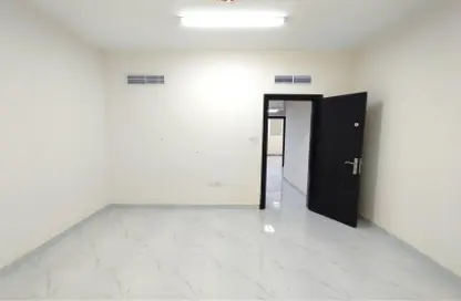 Apartment - 2 Bedrooms - 1 Bathroom for rent in Muwailih Building - Muwaileh - Sharjah
