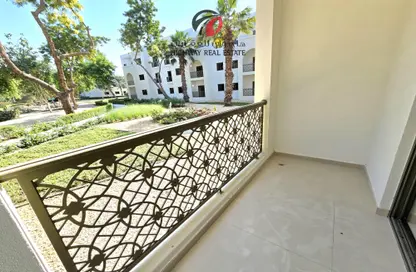 Apartment - 2 Bedrooms - 2 Bathrooms for rent in The Gardens - Dubai