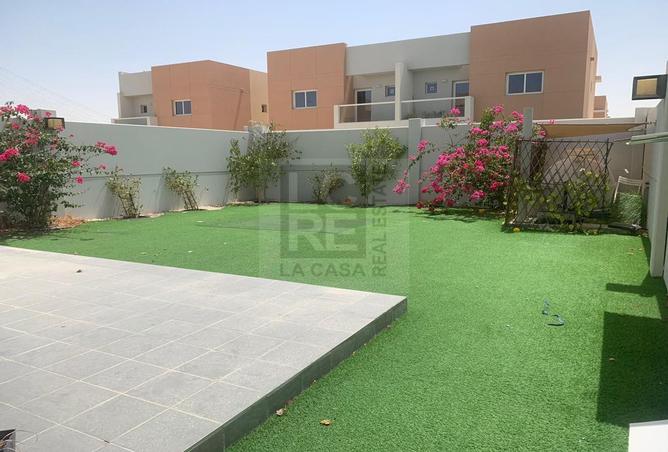 Villa for Sale in Manazel Al Reef 2: HOT DEAL| CORNER UNIT| LANDSCAPED ...