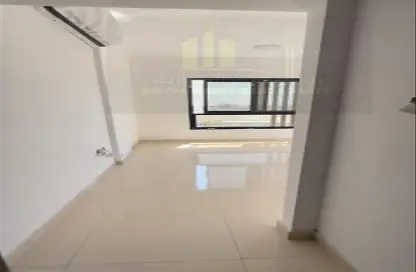 Apartment - 1 Bedroom - 2 Bathrooms for rent in Al Jurf 3 - Al Jurf - Ajman Downtown - Ajman