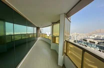 Apartment - 2 Bedrooms - 2 Bathrooms for rent in Al Manal Tower - Sheikh Zayed Road - Dubai