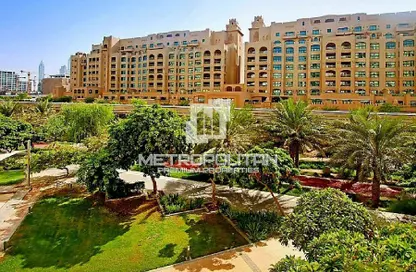 Apartment - 1 Bedroom - 2 Bathrooms for sale in Abu Keibal - Shoreline Apartments - Palm Jumeirah - Dubai