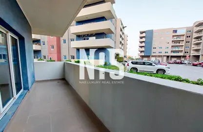 Apartment - 3 Bedrooms - 4 Bathrooms for sale in Tower 18 - Al Reef Downtown - Al Reef - Abu Dhabi