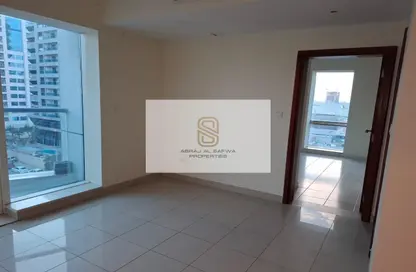 Apartment - 1 Bedroom - 2 Bathrooms for rent in Cricket Tower - Dubai Sports City - Dubai