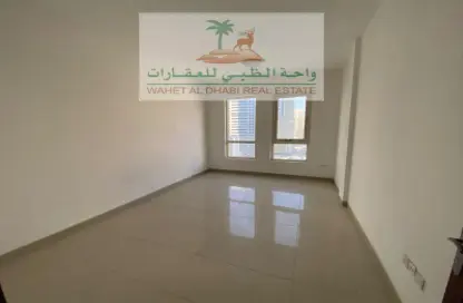 Apartment - 3 Bedrooms - 3 Bathrooms for rent in Al Khan - Sharjah