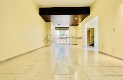 Villa - 4 Bedrooms - 5 Bathrooms for rent in Al Khalidiya - Abu Dhabi