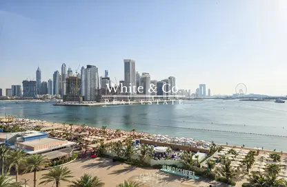 Apartment - 4 Bedrooms - 6 Bathrooms for sale in The Fairmont Palm Residence South - The Fairmont Palm Residences - Palm Jumeirah - Dubai