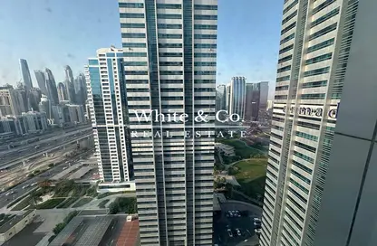 Apartment - 1 Bathroom for rent in Armada Tower 1 - Lake Elucio - Jumeirah Lake Towers - Dubai
