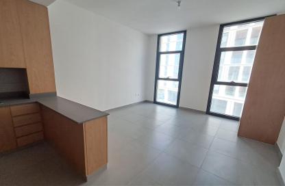 Apartment - 1 Bathroom for rent in Sama Residences - Al Mamsha - Muwaileh - Sharjah