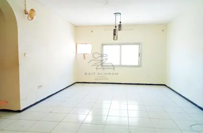 Apartment - 2 Bedrooms - 2 Bathrooms for rent in Rolla Square - Rolla Area - Sharjah