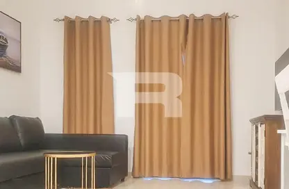 Apartment - 1 Bathroom for sale in Hayat Boulevard-2B - Hayat Boulevard - Town Square - Dubai