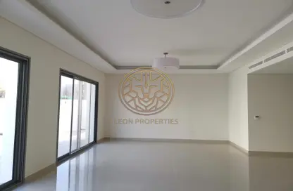 Villa - 4 Bedrooms - 6 Bathrooms for rent in Umm Suqeim 1 - Umm Suqeim - Dubai