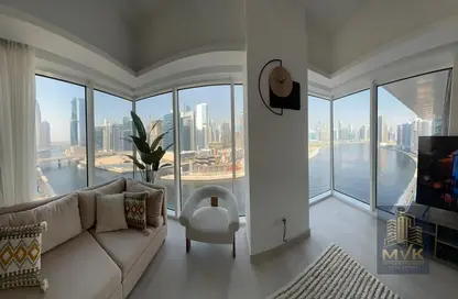 شقة - 3 غرف نوم - 5 حمامات للبيع في برج وارف الغربي - الخليج التجاري - دبي