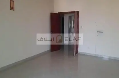 Apartment - 3 Bedrooms - 5 Bathrooms for sale in Al Majaz 1 - Al Majaz - Sharjah