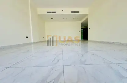 Apartment - 2 Bedrooms - 3 Bathrooms for rent in Amna House - Al Garhoud - Dubai