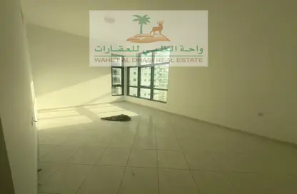 Apartment - 2 Bedrooms - 3 Bathrooms for rent in Crystal Plaza - Al Majaz 1 - Al Majaz - Sharjah