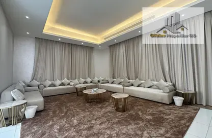 Villa - 5 Bedrooms - 7+ Bathrooms for rent in Nad Al Sheba 4 - Nad Al Sheba - Dubai