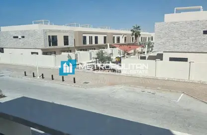 Townhouse - 5 Bedrooms - 7 Bathrooms for sale in Aldhay at Bloom Gardens - Bloom Gardens - Al Salam Street - Abu Dhabi