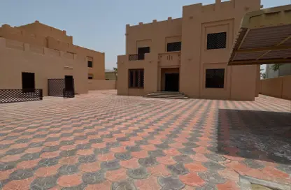 Villa - 5 Bedrooms for sale in Julfar - Ras Al Khaimah