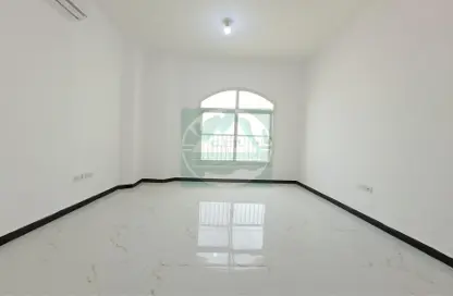 Apartment - 1 Bathroom for rent in Mohamed Bin Zayed Centre - Mohamed Bin Zayed City - Abu Dhabi