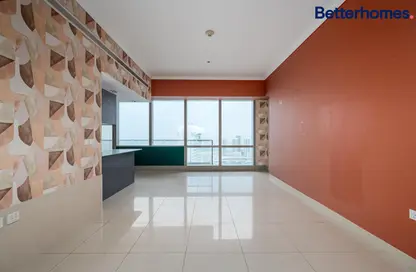 Apartment - 7 Bedrooms - 4 Bathrooms for rent in Ocean Heights - Dubai Marina - Dubai