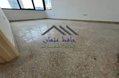 Apartment - 2 Bedrooms - 2 Bathrooms for rent in Khalifa Street - Abu Dhabi