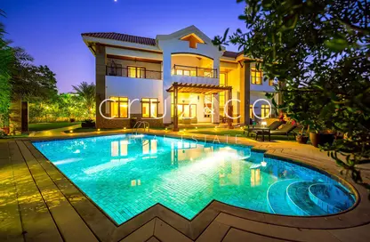 Villa - 5 Bedrooms - 5 Bathrooms for rent in The Mansions - Jumeirah Islands - Dubai